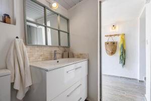 Azure Soul - Escape to Ericeira