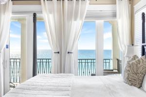 Sea La Vie- On the Beach- 2 Pools- Elevator