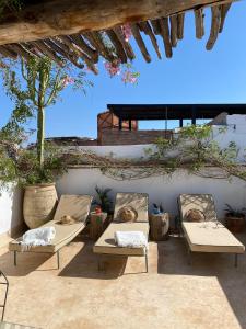 RIAD BAB OUCHKA & Heated pool