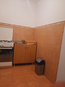 Garsoniera, 1 camera , 250 lei