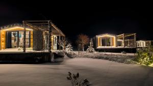 Giżycko - Żywki, Masuria Resort Village, całoroczne domki z widokiem na jezioro