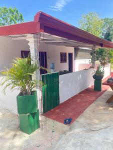 The Garlic Lodge