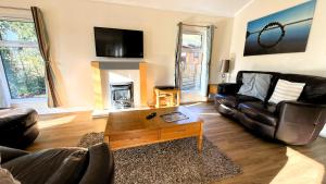 Family Friendly Lodge sleeping 5 with Hot Tub - Devon