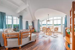 Oberdeck, Villa Columba