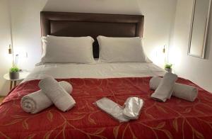 Luxurious Hospitality 3 minutes from 2 Metro Stations