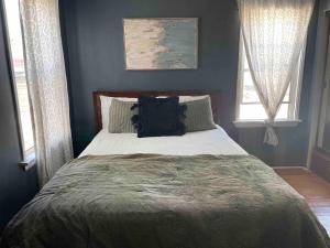 2BR LA Beach City House With Gym & Tesla Charging