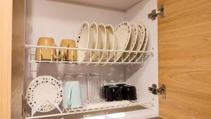 Beautiful NEW Apto, Fast Wifi, Great Location