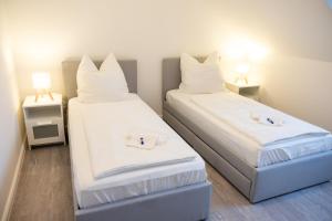 Neu renoviertes Luxus Penthouse mit Dachterrasse und Parkplatz in Bestlage