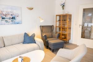 Neu renoviertes Luxus Penthouse mit Dachterrasse und Parkplatz in Bestlage