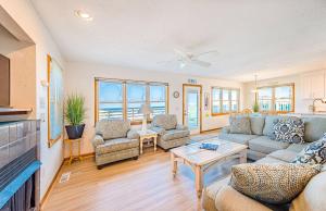 K1034 Wildest Dream. Direct Ocean Access, Ocean Views