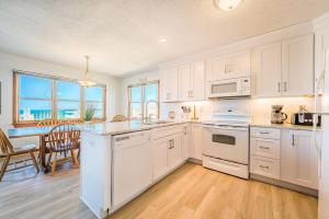 K1034 Wildest Dream. Direct Ocean Access, Ocean Views