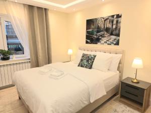 Royal Queen Apartment Stari Grad, City Center
