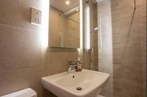 Stylish Two-Bedroom Retreat Near Balluta Bay Pat2