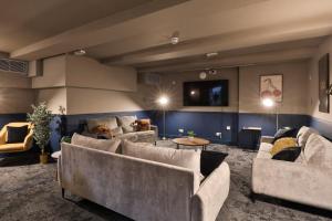 For Students Only - Francis Gardner Rooms in London