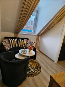 Apt FIONA1 Centrum700m Parking Bezpłatny Monitorowany Salon TV Sypialnia TV Kuchnia Łazienka Rekuperacja