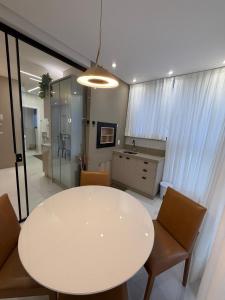 New and Beautiful Apartment! Close to the Sea and Shopping!
