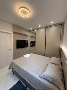 New and Beautiful Apartment! Close to the Sea and Shopping!