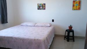 Studio completo, Ar, Tv, Wifi, perto de tudo