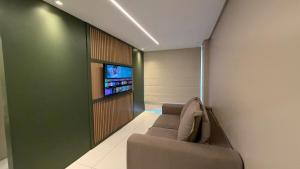 Walter Vienna 507, 300m from Cruz das Almas Beach