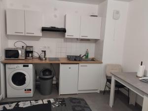 Studio centre Rouen rive gauche au pied du T4