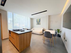 Apartamento de lujo a 3 minutos del Aeropuerto JMC 202