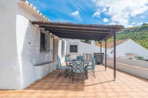 Cortijo Pirre, villa with pool