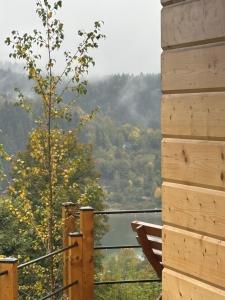 RUBIESZCZA domki z widokiem na jezioro, Bieszczady