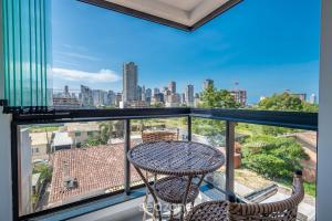 Apto cchurrasq. próx. da Praia em Perequê FEL0502