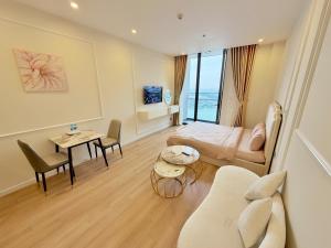 Apartments Sea View - Icon40 - Alacarte - New Life - 1 to 5 bedrooms