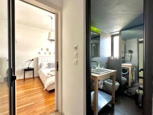 Άνετο Διαμέρισμα 2 Υπνοδωματίων κοντά στο ΟΑΚΑ και τα Νοσοκομεία ΥΓΕΙΑ & ΜΗΤΕΡΑ