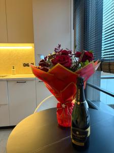 Gdańsk - DOKI Living City Center Modern Studio & Parking Foodhall