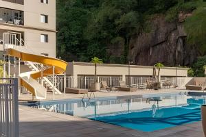 Condominio Clube com 4 piscinasCinemaarcondicionado