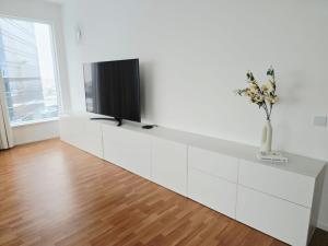 Tornimäe Apartment Floor 13