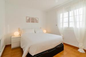 Adosado Temporal on the beachfront Perellonet