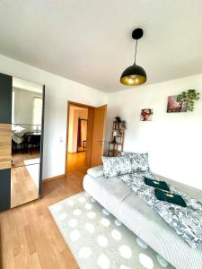 Bright temporary apartment in Schkeuditz