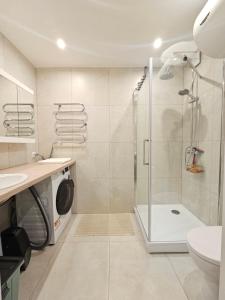 Fresh and cosy one separate bedroom apartment