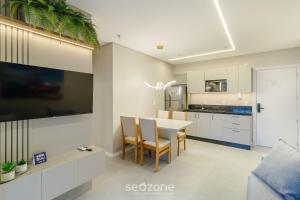 Sua estadia exclusiva a poucos passos do Mar em Meia Praia - FFS