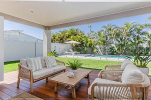 Barrels - Beachside home located in Salt Village