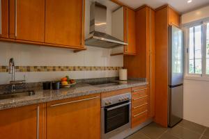 Modern Sea & Golf View 2-Bedroom Apartment with Pool and Terrace in Mijas