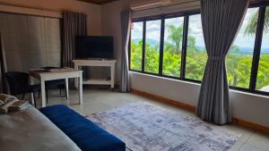 At Rosies on Robin - Luxury & Comfort