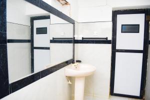 JOYOUS LANKA - Soma Villa