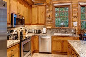 Abode at Moosehead Cabin