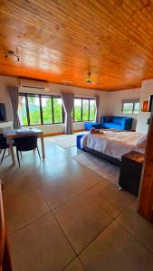 At Rosies on Robin - Luxury & Comfort