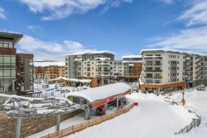 Sunrise Gondola Retreat Ski In Ski Out