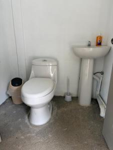 Private House with Pool 10 min from Playa Sámara