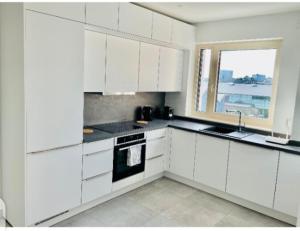 Easy-Stay 1 bedroom apartment with terrace and parking