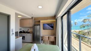 Flat Beira Mar 331 - 424 - 426