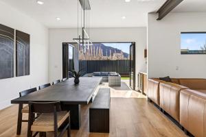 New Modern Luxury at Copper View Moab