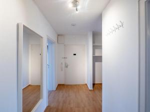 Monteurwohnung-fuer-6-Personen-2OG-6-Betten-in-Ahrensburg-Naehe-Hamburg-AGGE3701