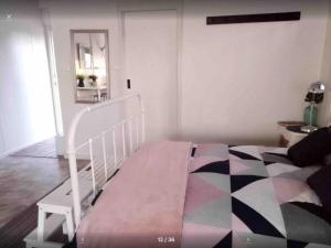 Husky 3 bedroom House & Studio Suite stayinjervisbay com